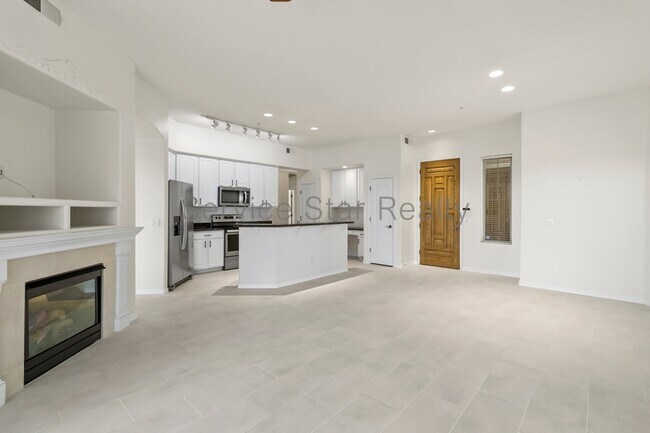 11000 N 77th Pl Scottsdale, AZ 85260 photo 3