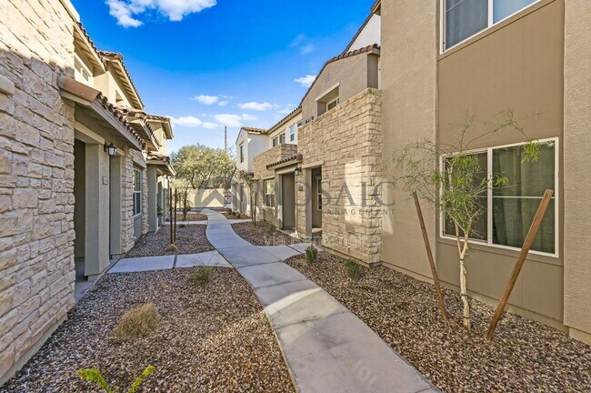778 E Harper St Gilbert, AZ 85297 photo 3