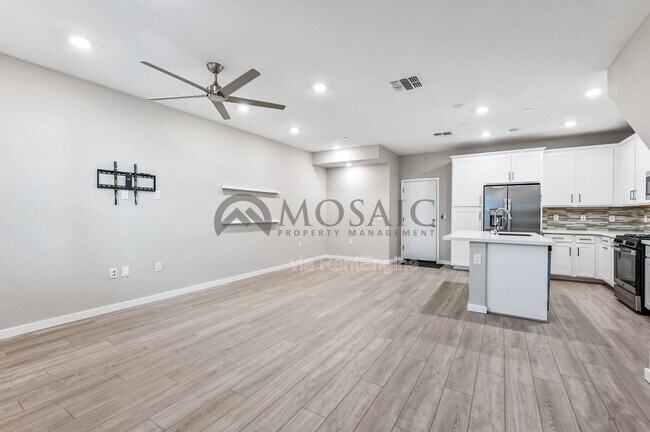 778 E Harper St Gilbert, AZ 85297 photo 4