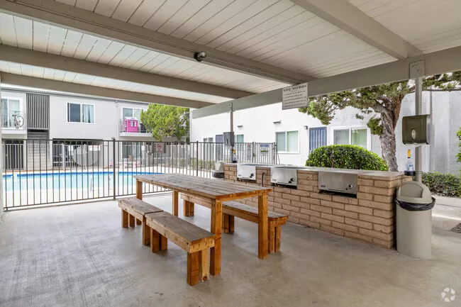 Anniversary Apartments *First Month Free*