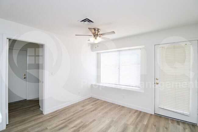 8749 E Belleview St Scottsdale, AZ 85257 photo 5