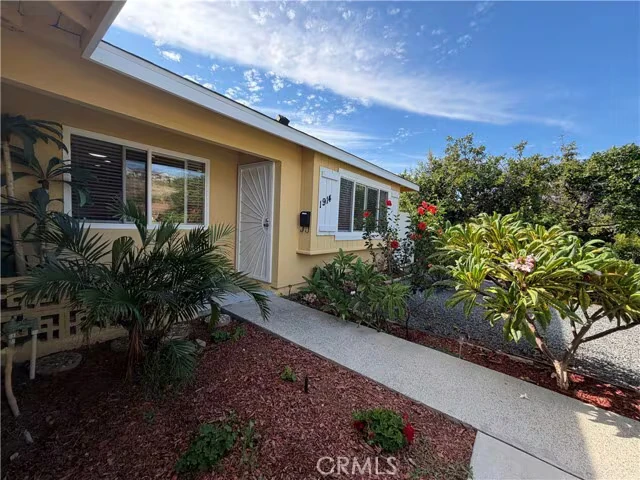 1914 Altamont Ct San Diego, CA 92139 photo 2