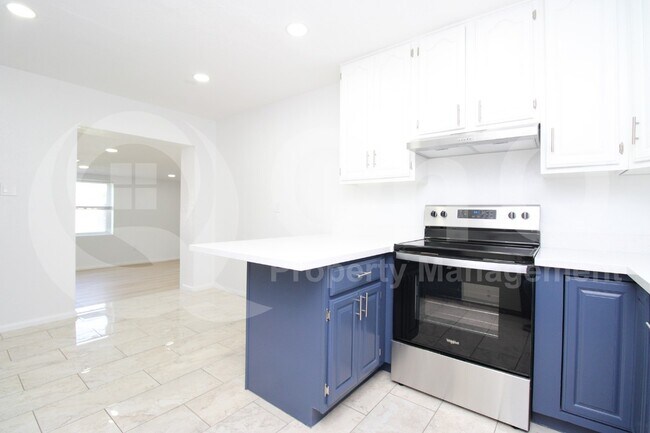 8602 E Sheridan St Scottsdale, AZ 85257 photo 4