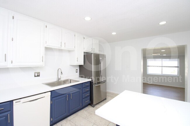 8602 E Sheridan St Scottsdale, AZ 85257 photo 3