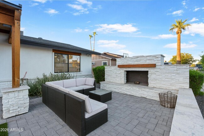 8614 E Highland Ave Scottsdale, AZ 85251 photo 4