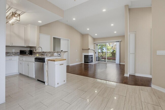 500 Lands End Way Oceanside, CA 92058 photo 5