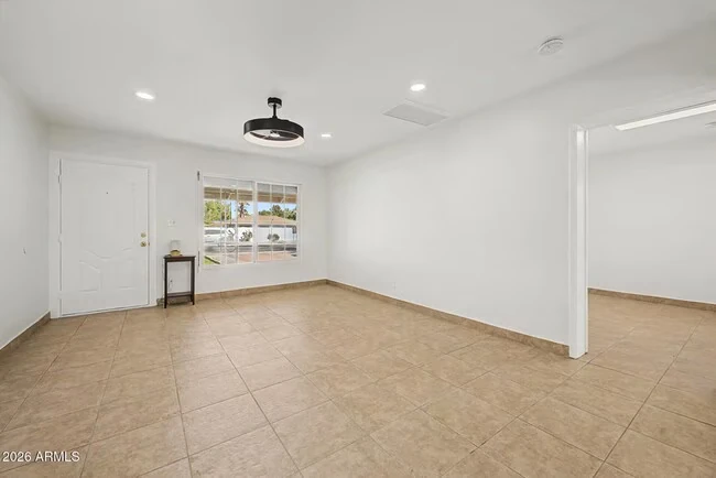 6138 N 15th Ave Phoenix, AZ 85015 photo 4