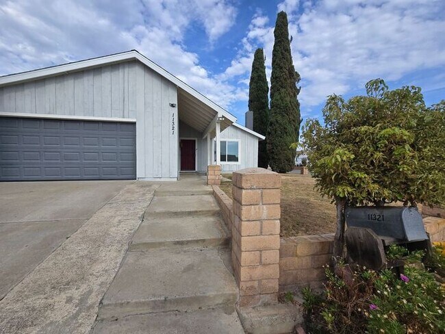 11321 Volans St San Diego, CA 92126 photo 5