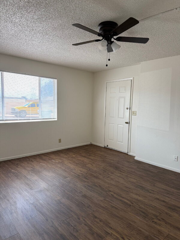 6740 E Dallas St Mesa, AZ 85205 photo 3