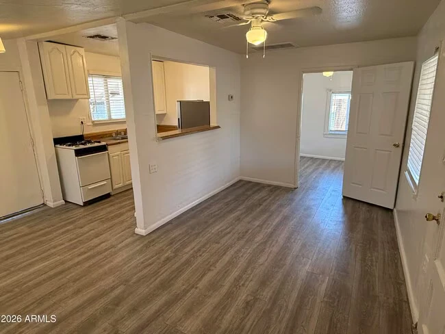 2336 N 10th St Phoenix, AZ 85006 photo 3