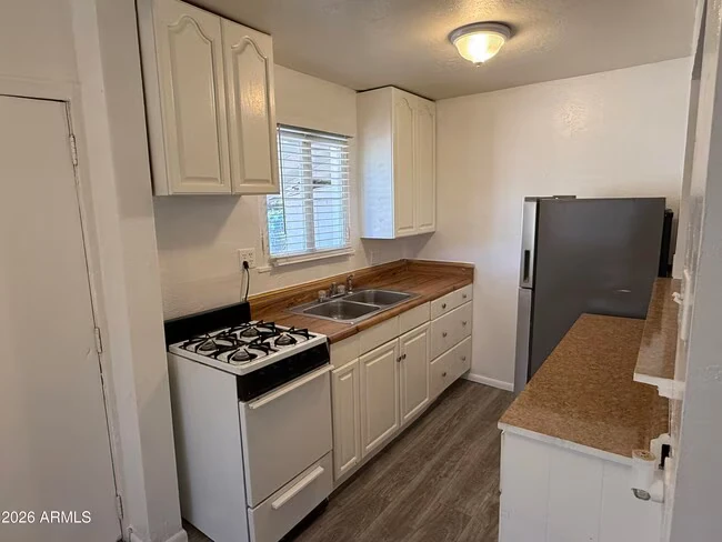 2336 N 10th St Phoenix, AZ 85006 photo 5