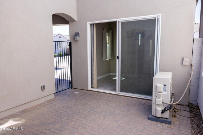 2462 E Lovebird Ln Gilbert, AZ 85297 photo 3
