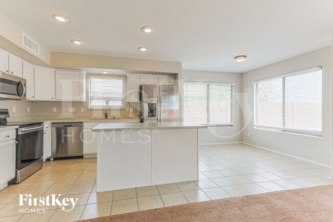 34841 N Karan Swiss Cir photo 5