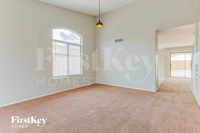 34841 N Karan Swiss Cir photo 2