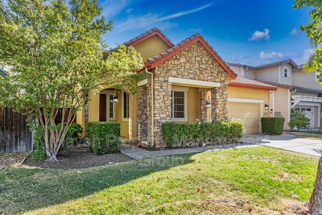 1659 Whispering Wind Dr Tracy, CA 95377 photo 2