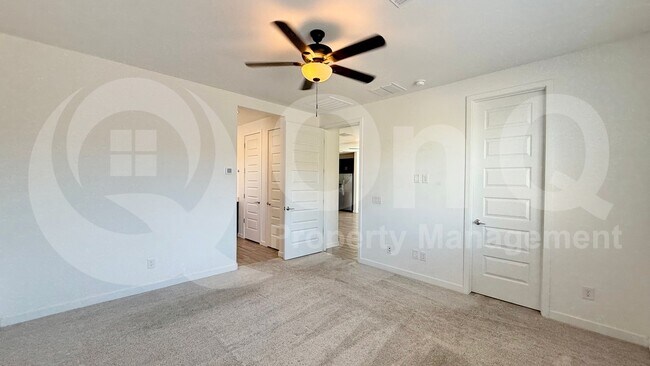 1659 W Paseo Way Phoenix, AZ 85041 photo 3