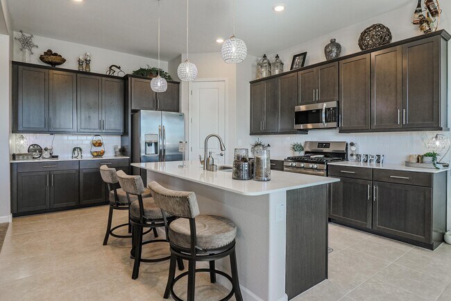 19848 W Monterosa St Litchfield Park, AZ 85340 photo 4