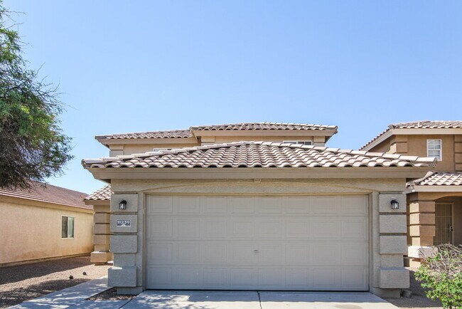 11239 W Campbell Ave