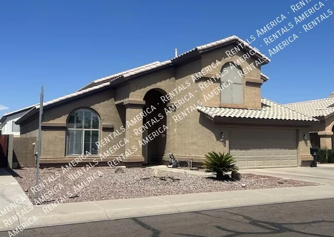 4616 E Summerhaven Dr Phoenix, AZ 85044 photo 4