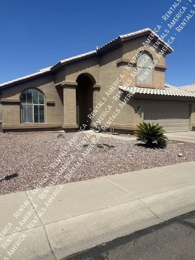 4616 E Summerhaven Dr Phoenix, AZ 85044 photo 5
