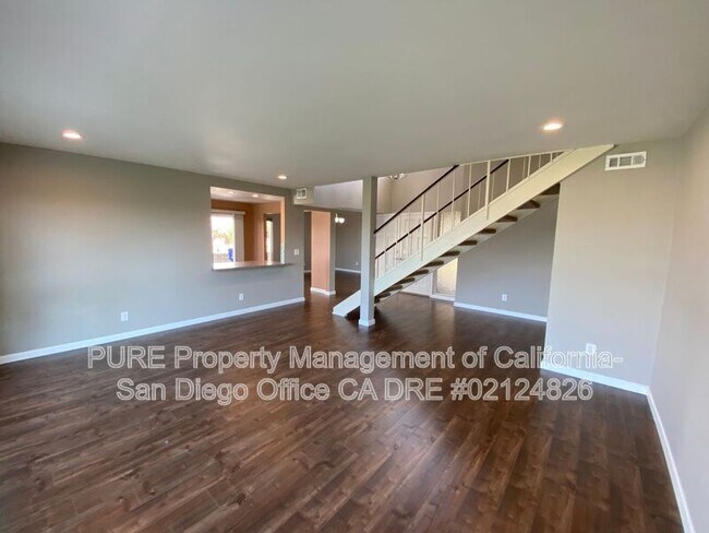 6440 Lake Arrowhead Dr San Diego, CA 92119 photo 3