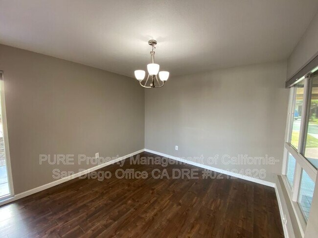 6440 Lake Arrowhead Dr San Diego, CA 92119 photo 5