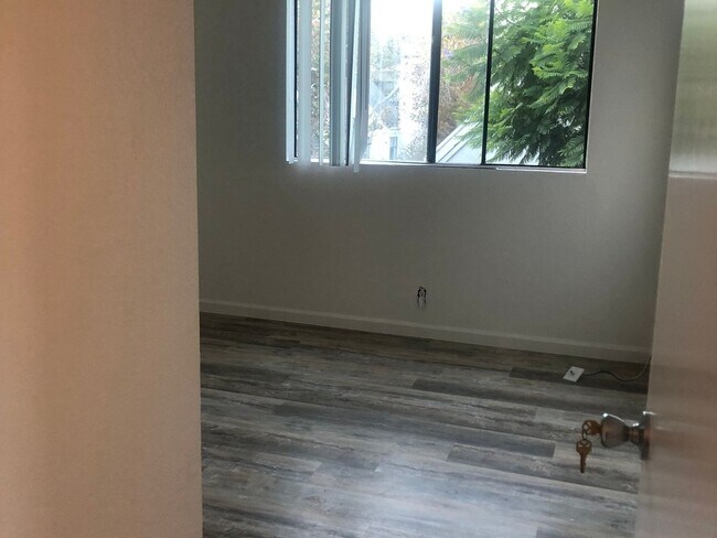 2234 River Run Dr San Diego, CA 92108 photo 4