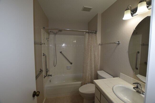 1354 Meadow Glen Way Concord, CA 94521 photo 3