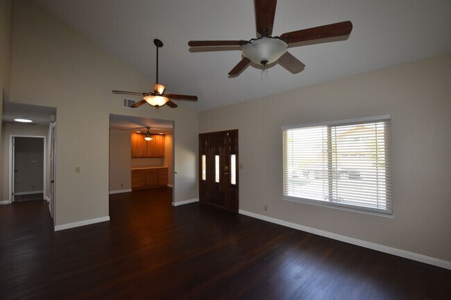 1354 Meadow Glen Way Concord, CA 94521 photo 2