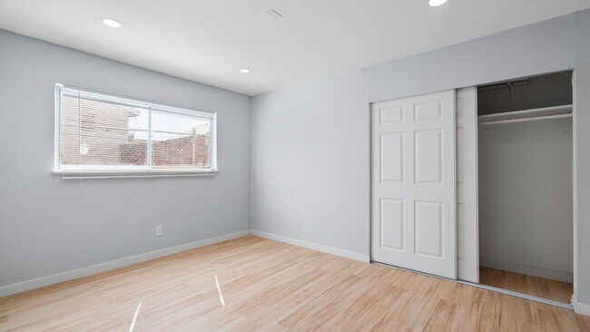 243 San Jacinto Dr San Diego, CA 92114 photo 4
