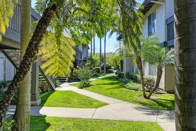 Elan Tamarack Shores photo 5