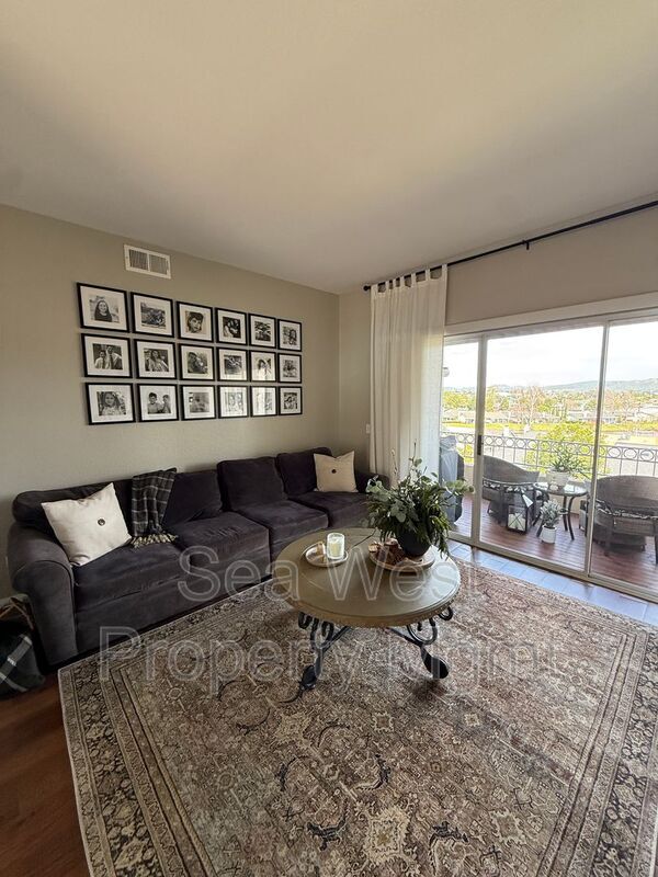 1536 Caminito Aguar San Marcos, CA 92078 photo 4