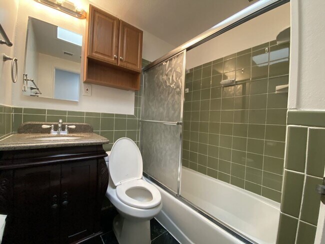 2735 Mobley St San Diego, CA 92123 photo 4