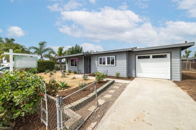 1754 Kraft St Oceanside, CA 92058 photo 2