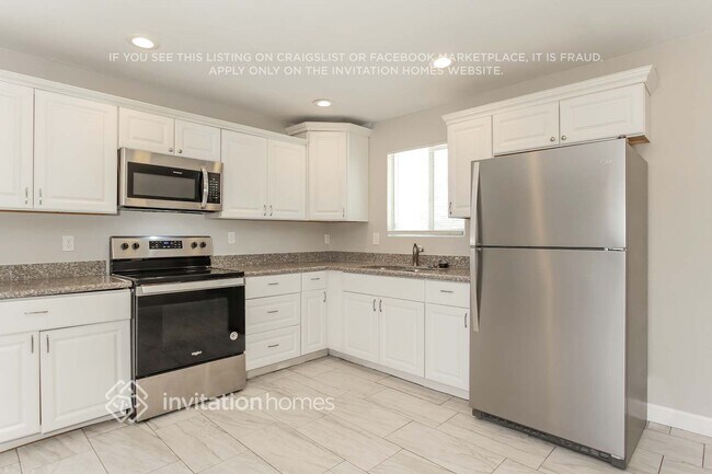12614 W Del Rio Ln Avondale, AZ 85323 photo 5