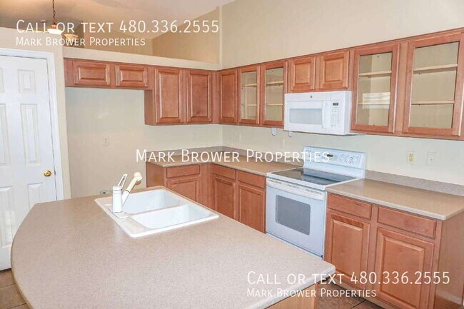 4059 E Wagon Cir Gilbert, AZ 85297 photo 2