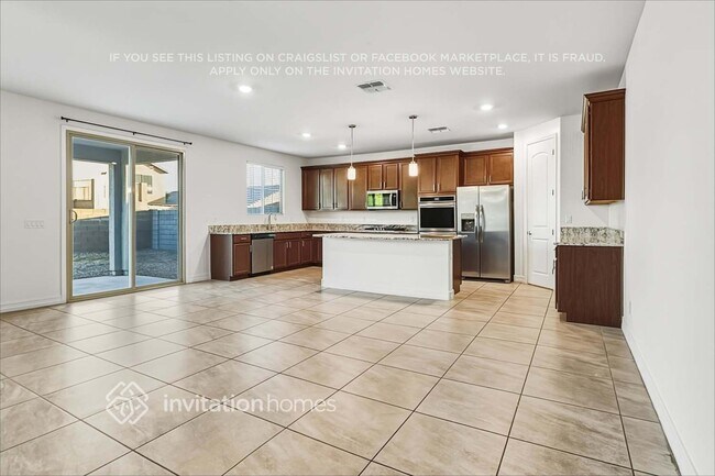 11417 W Edgemont Ave Avondale, AZ 85392 photo 4