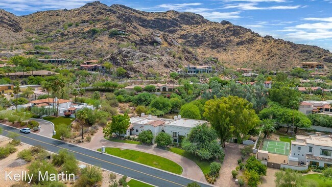 5301 E Roadrunner Rd Paradise Valley, AZ 85253 photo 2