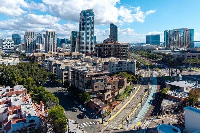 611 W G St San Diego, CA 92101