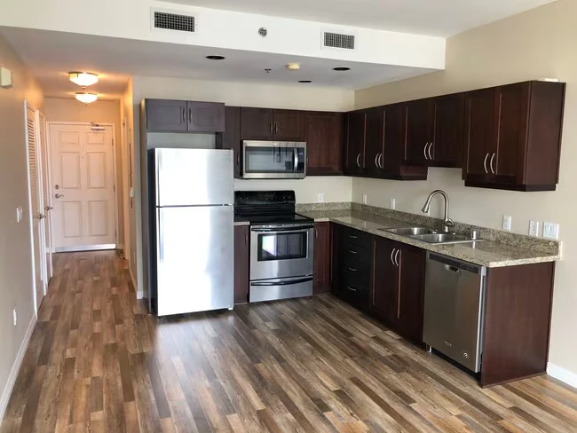 427 9th Ave San Diego, CA 92101