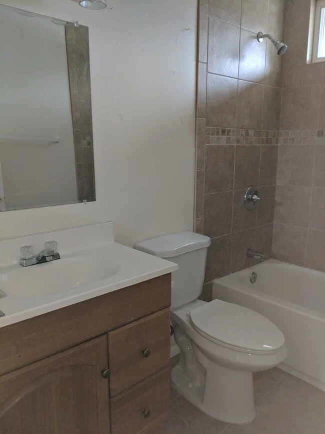 3614 Seacrest Way Oceanside, CA 92056 photo 4