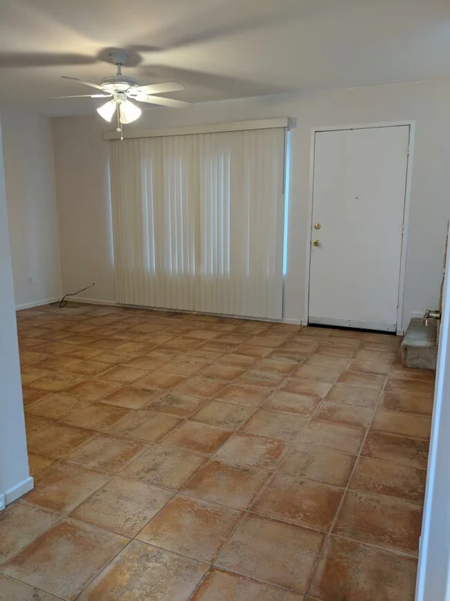 3614 Seacrest Way Oceanside, CA 92056 photo 3