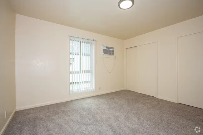 The Townhouse Apartments photo 5