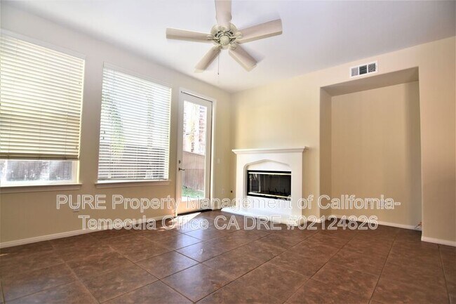 40208 Bellevue Dr Temecula, CA 92591 photo 2