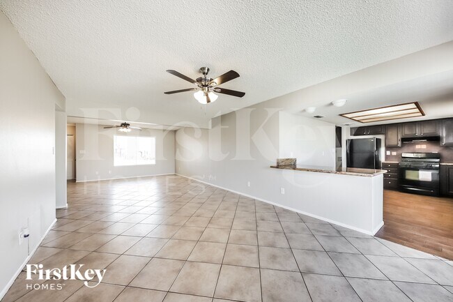 3636 W Beryl Ave Phoenix, AZ 85051 photo 5
