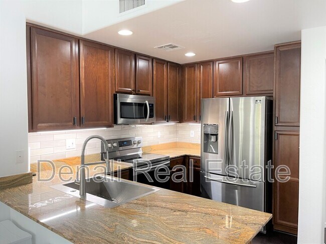 34611 N 30th Ave Phoenix, AZ 85086 photo 2