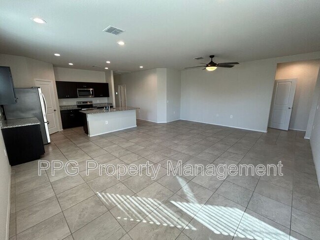 24336 W Illini St Buckeye, AZ 85326 photo 4