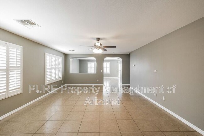 13857 W Ironwood St Surprise, AZ 85374 photo 5