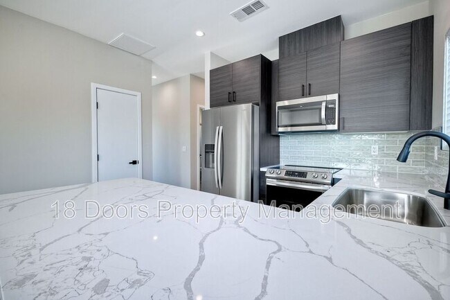 5169 Tipton St San Diego, CA 92115 photo 5