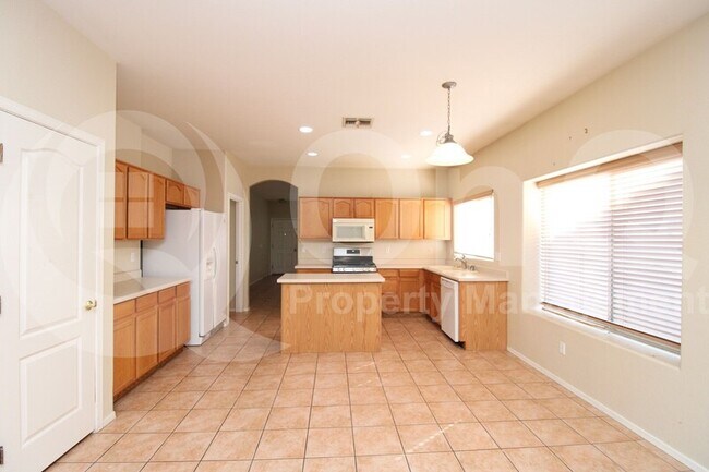 3692 E Remington Dr Gilbert, AZ 85297 photo 3